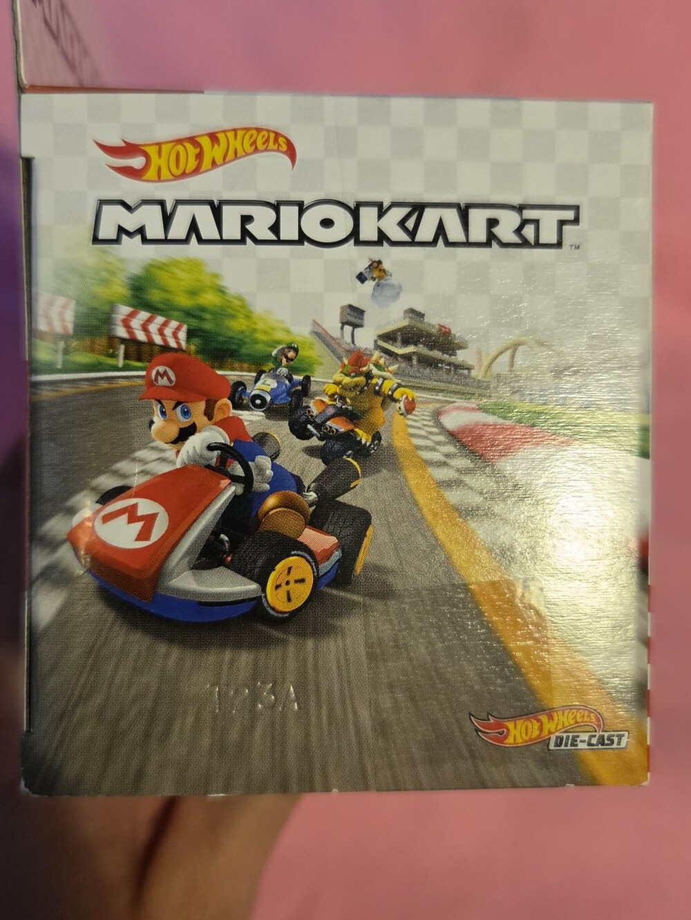 NIB Hotwheels MarioKart 4-Pk Die-cast Toadette, Toad, Cat Peach & Tanooki Mario - Picture 4 of 6
